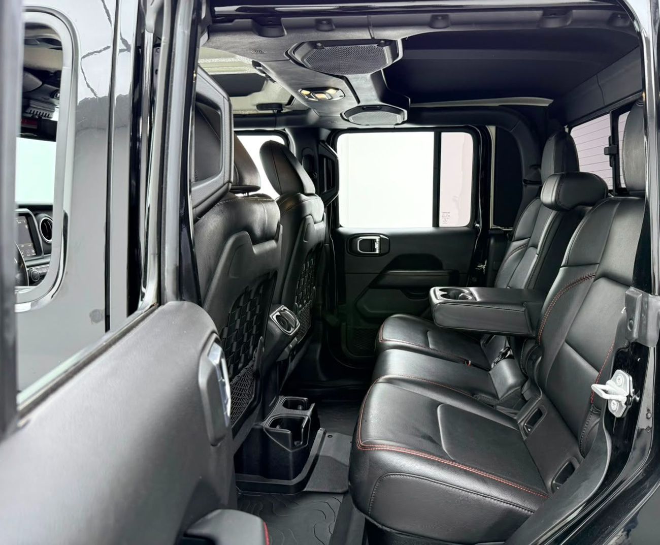 Jeep Gladiator RUBICON LAUNCH EDITION 2020 Jeep Gladiator Launch Edition, Warranty, Full Jeep Service History, Fully Loaded, GCC