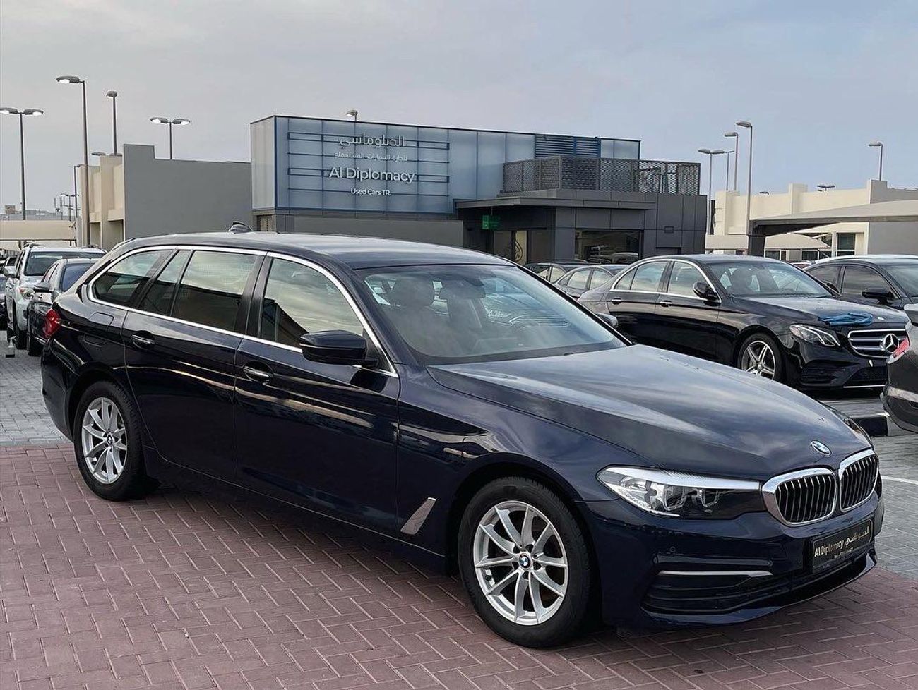 BMW 520i Std 2.0L