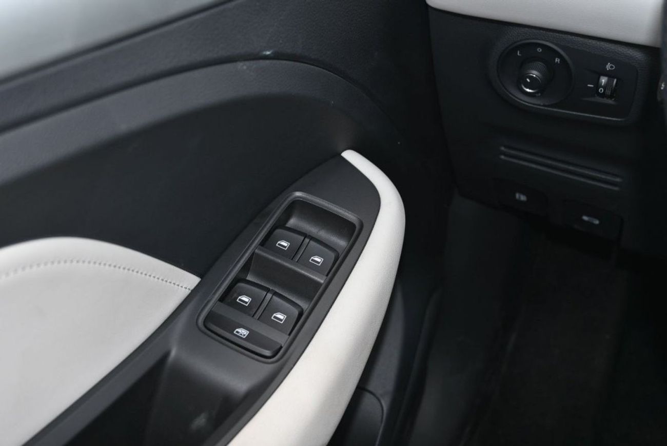 MG ZS MG ZS 1.5L Petrol Full Option Model 2023, Color Silver