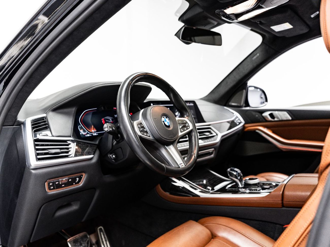 بي أم دبليو X7 2022 BMW X7 xDrive 40i, 3.0L TC I6, 4WD, 375 bhp, 7 Speed Automatic