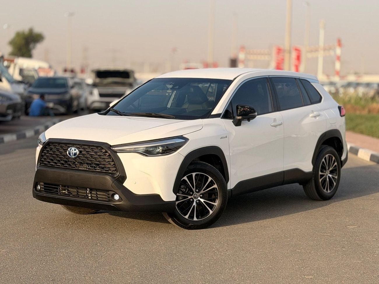 Toyota Corolla Cross Hybrid 2.0 L 360 camera full option