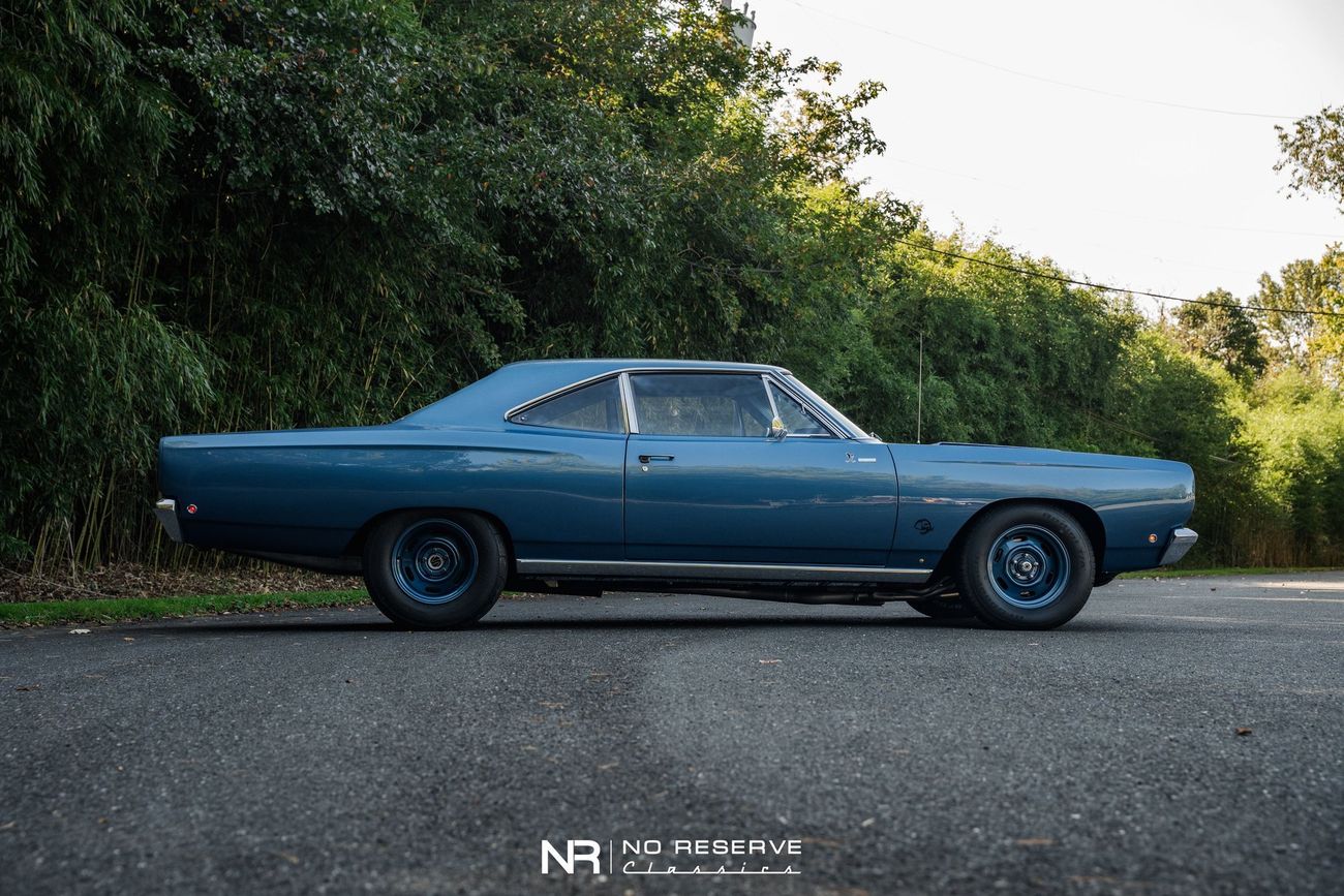 Plymouth Road Runner 426 Hemi Hellephant powered 1 of 1 Pro Touring Restomod