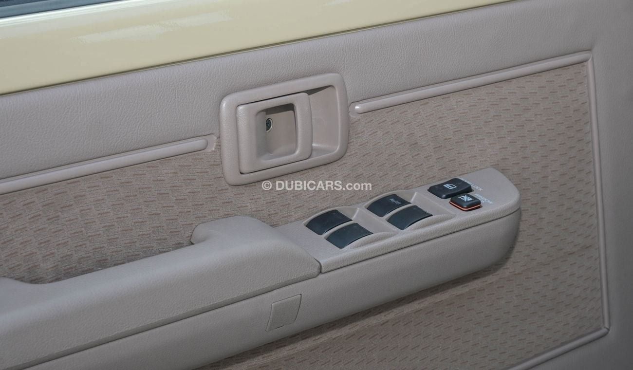 Toyota Land Cruiser 70 LC76 Hardtop 4.0L Petrol V6 5Doors, M/T 2025