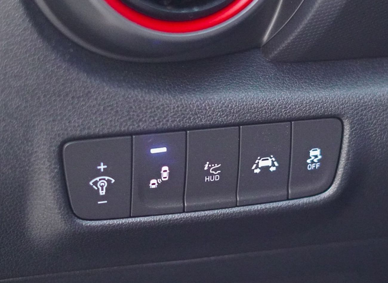 Hyundai Kona GLS Premium 1.6L MARVEL KIT FULL OPTION