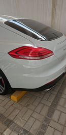 Porsche Panamera Turbo S Executive 4.8L