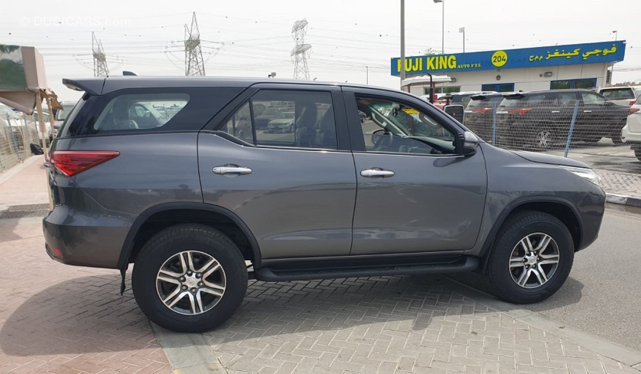 Toyota Fortuner 2.7L  PETROL  (4 CYLINDER)