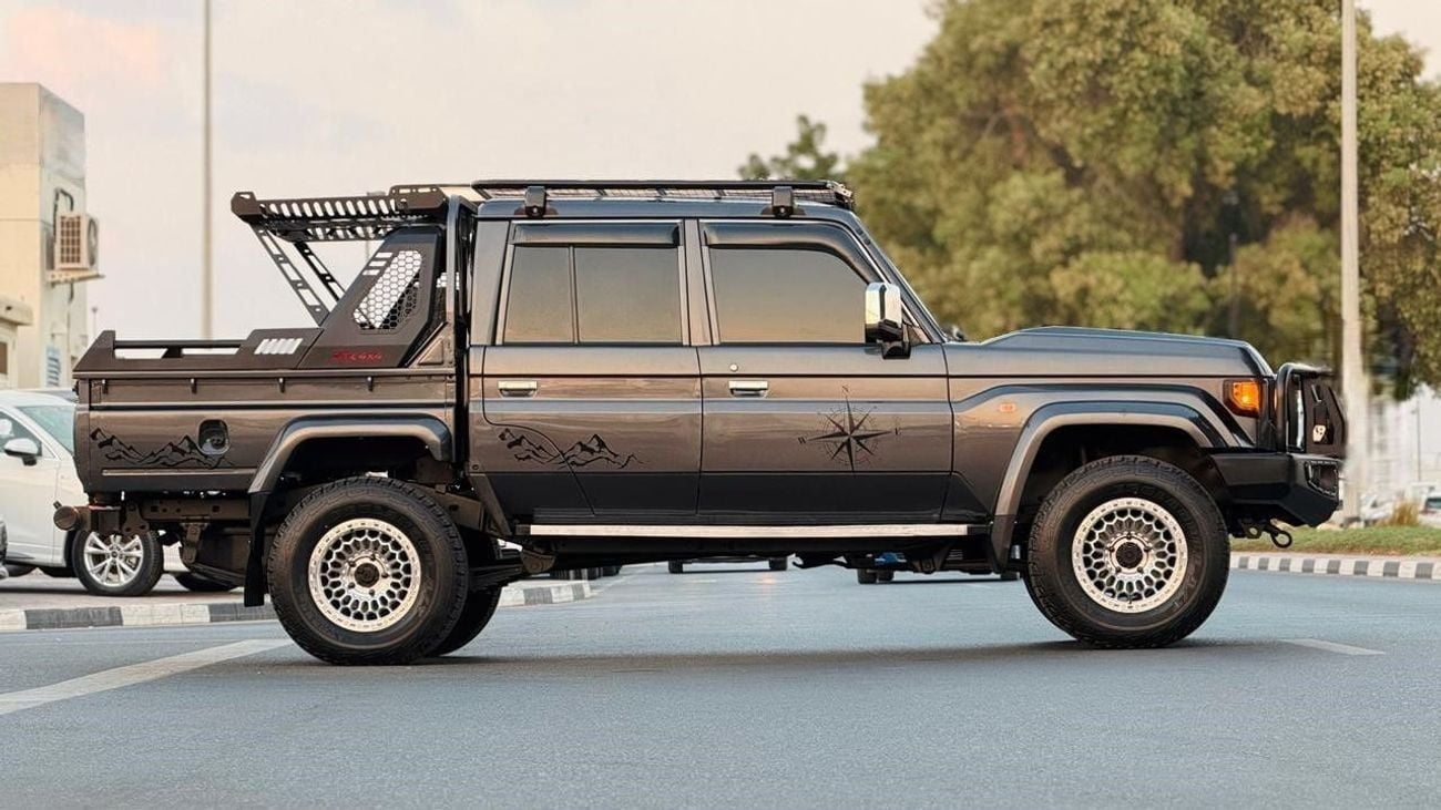 تويوتا لاند كروزر بيك آب OFF-ROAD MODIFIED | DOUBLE CABIN | BULL BAR & SPORTS BAR INSTALLED | AUTOMATIC TRANSMISSION | 2.8L D
