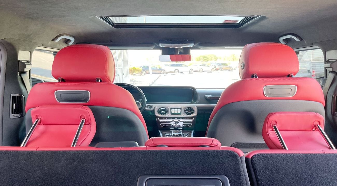 Mercedes-Benz G 500 Std 4.0L (422 HP) 8CYL With G63 AMG KIT - FULL OPTION  WARRANTY AVAILABLE -GARGASH