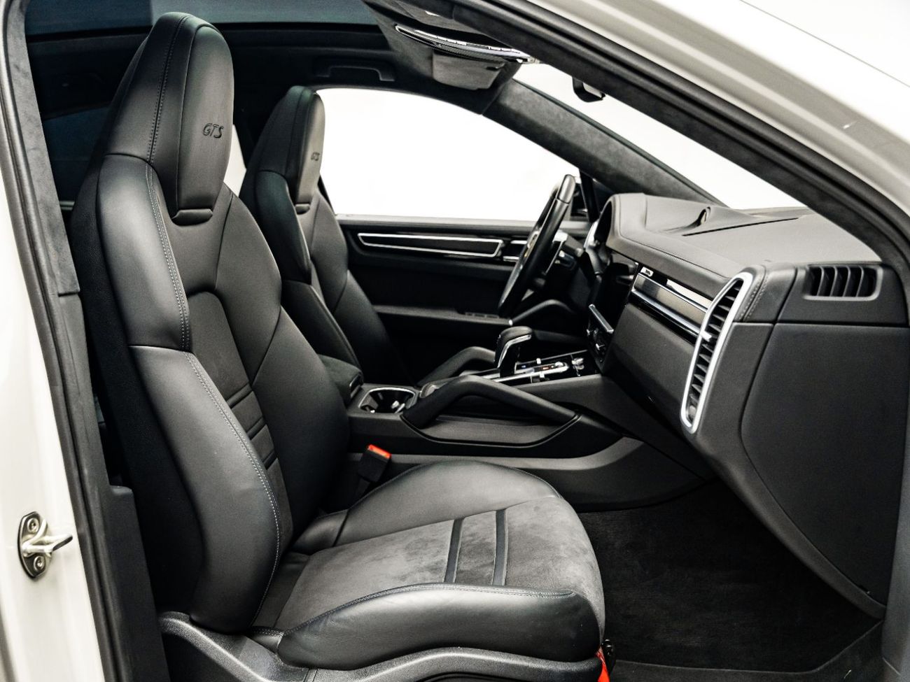 Porsche Cayenne 2023 Porsche Cayenne GTS Coupe, 2026 Porsche Warranty, Full Service History, Low KMs, GCC