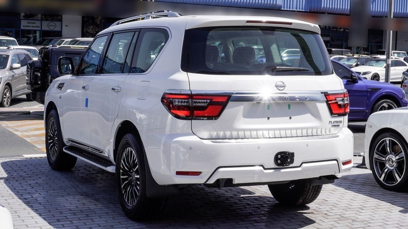 نيسان باترول Platinum LE V8