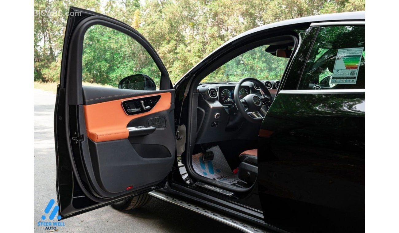مرسيدس بنز GLC 200 2024 Premium - Coupe AMG Line 2.0L 4 MATIC - AWD - GCC with 5 Years Warranty and Service