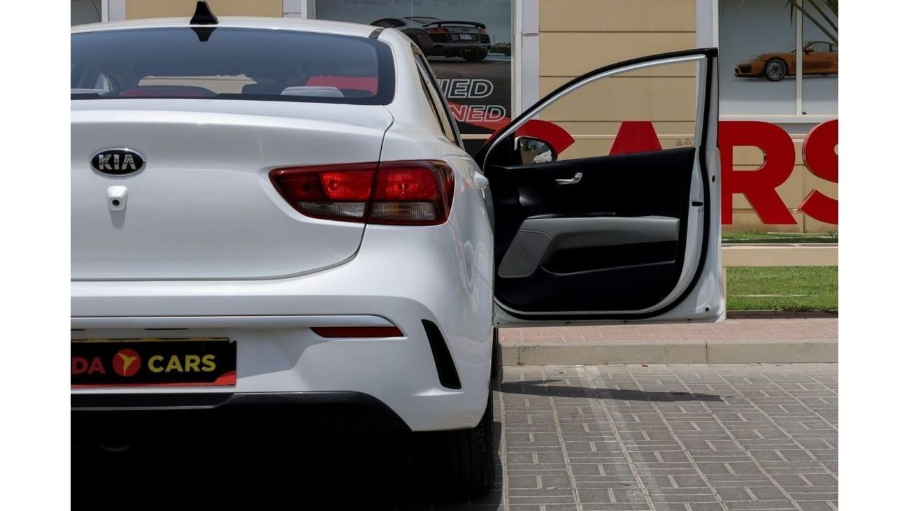 Kia Rio Kia Rio 2021 GCC under Agency Warranty with Flexible Down-Payment.
