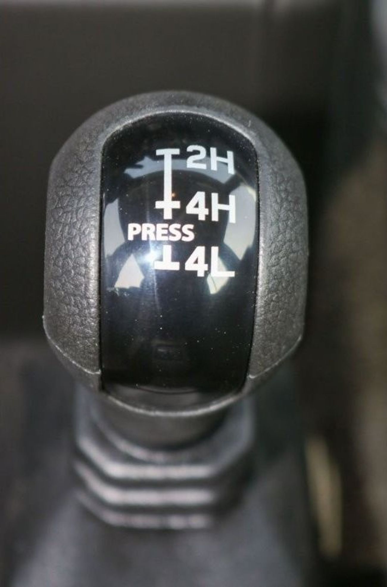 Suzuki Jimny 1.5L 4x4 GLX 2026 AT | 5 Door | 9" Display | Hill Hold Assist | Cruise Control | Reverse Camera