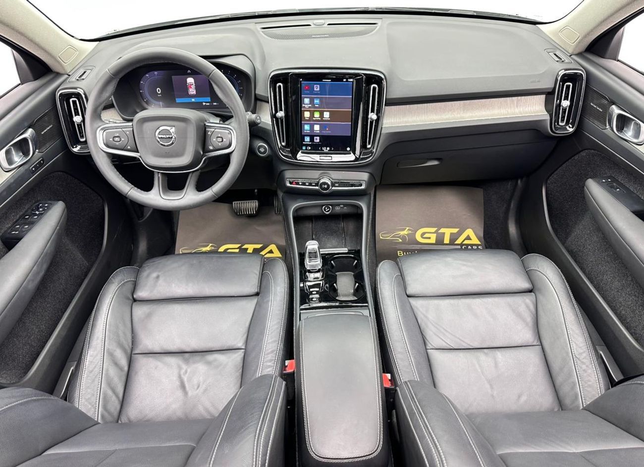 Volvo XC40 2023 Volvo XC40 B4 Ultimate Dark, 2028 Volvo Warranty, Volvo Full Service History, GCC