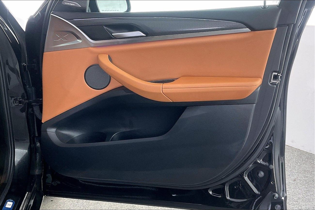 بي أم دبليو X4 xDrive 30i M Sport | National Day Celebration | شامل الضمان | 0 ﺪﻔﻋﺓ ﺃﻮﻟﻯ