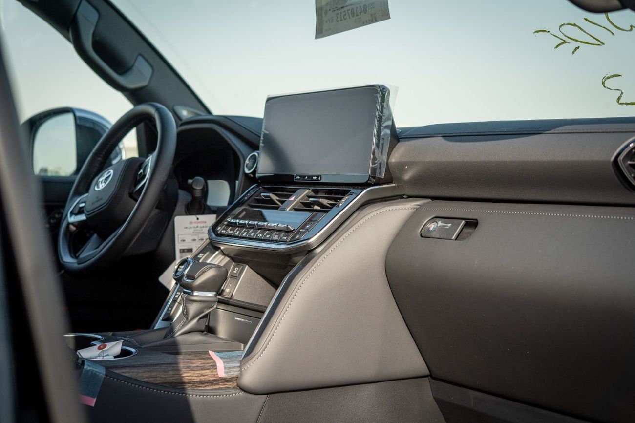 Toyota Land Cruiser VXR 3.5L ONLY EXPORT AFRICA