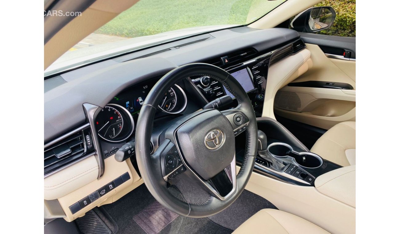 Toyota Camry Toyota Camry grand 2019 GCC full option 6 cylinder perfect condition