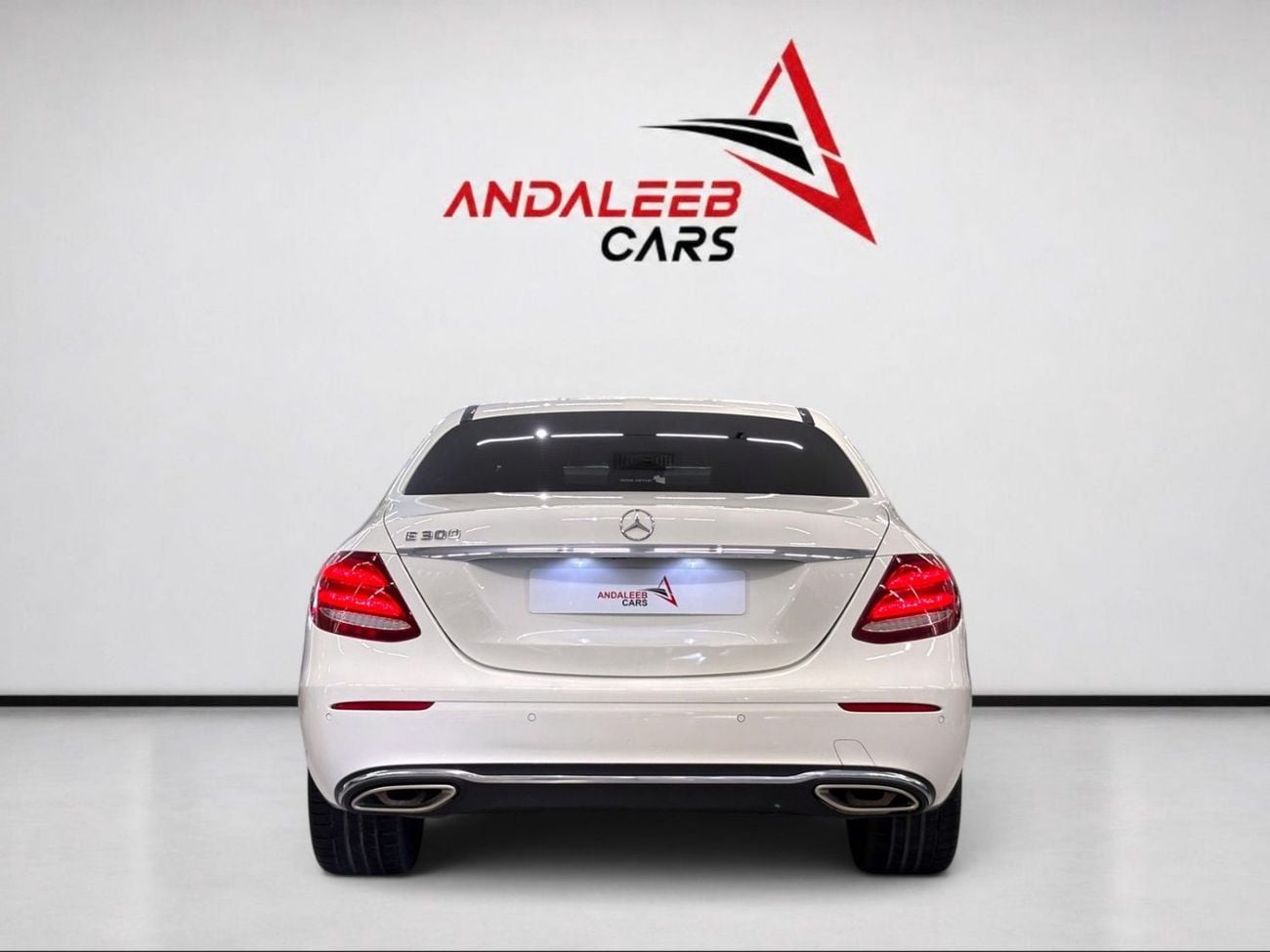 مرسيدس بنز E300 AED 1,260 P.M | 0% DOWN PAYMENT | MERCEDES-BENZ E300 | 2.0L TURBO I4 | 2019