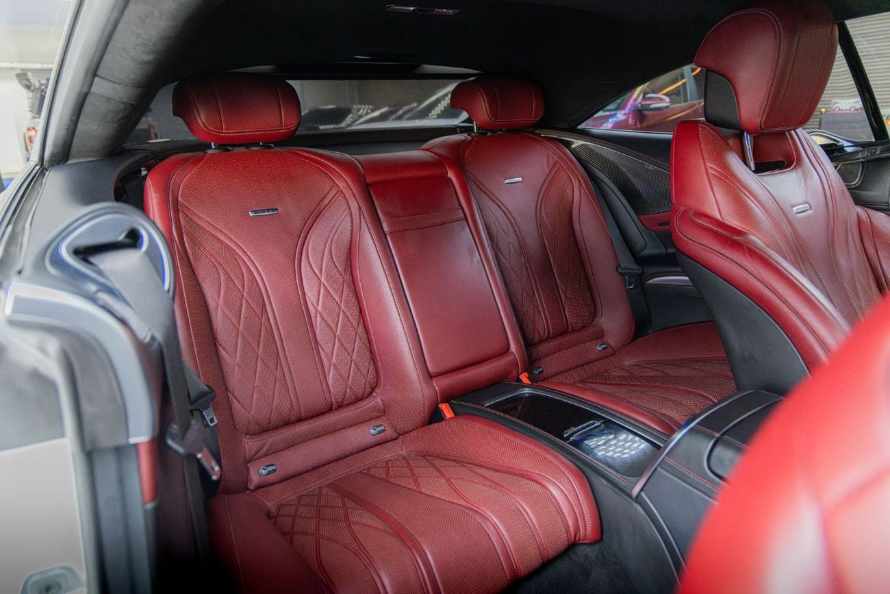 Mercedes-Benz S 63 AMG Coupe