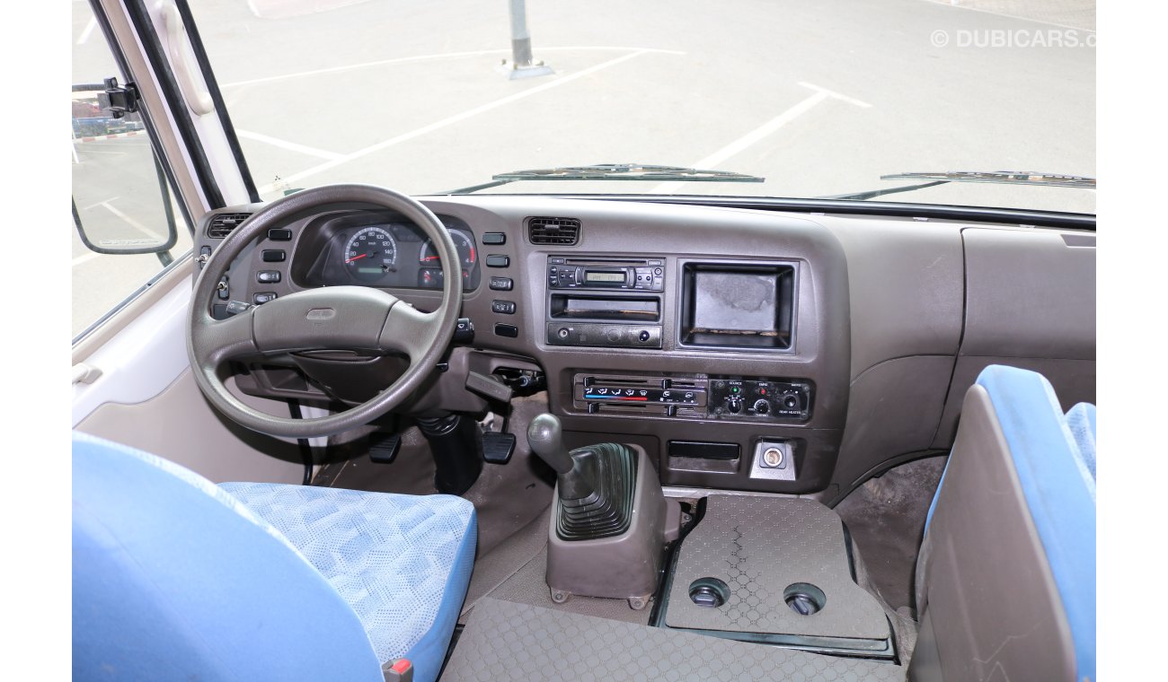 Mitsubishi Rosa 26 SEATER BUS