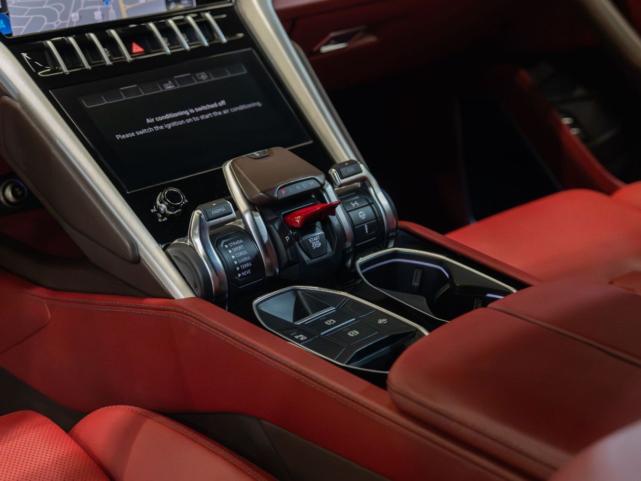 لامبورغيني اوروس - Standard | 2020 | GCC | Fully Loaded