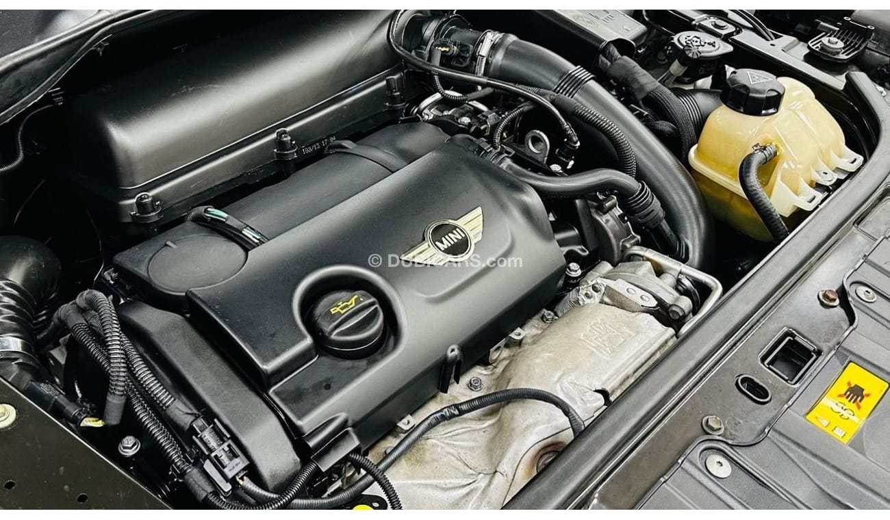 ميني كوبر إس بايسمان GCC .. FSH .. Perfect Condition .. Top Range .. S .