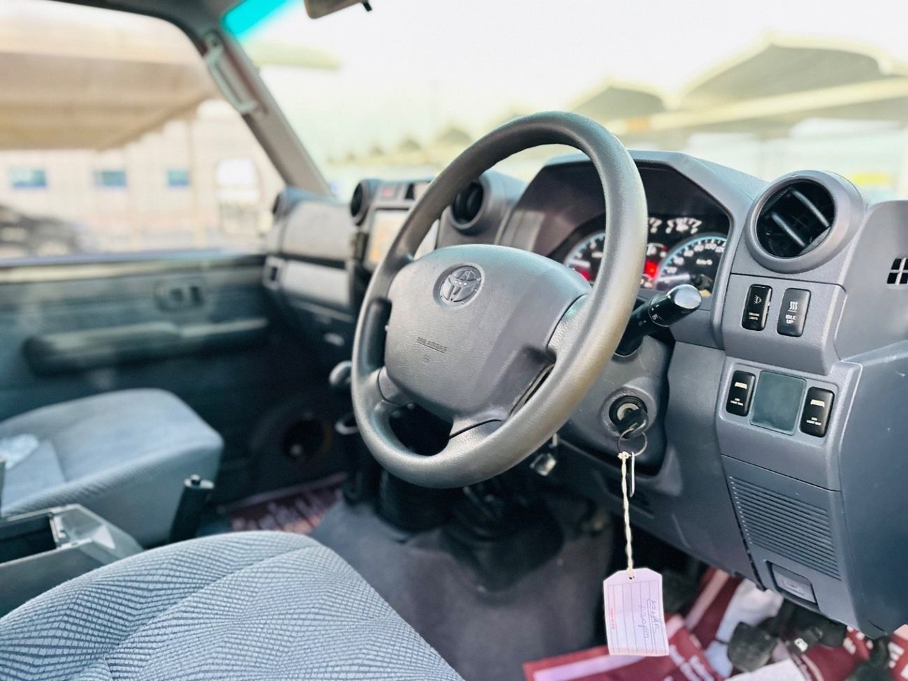 Toyota Land Cruiser 70