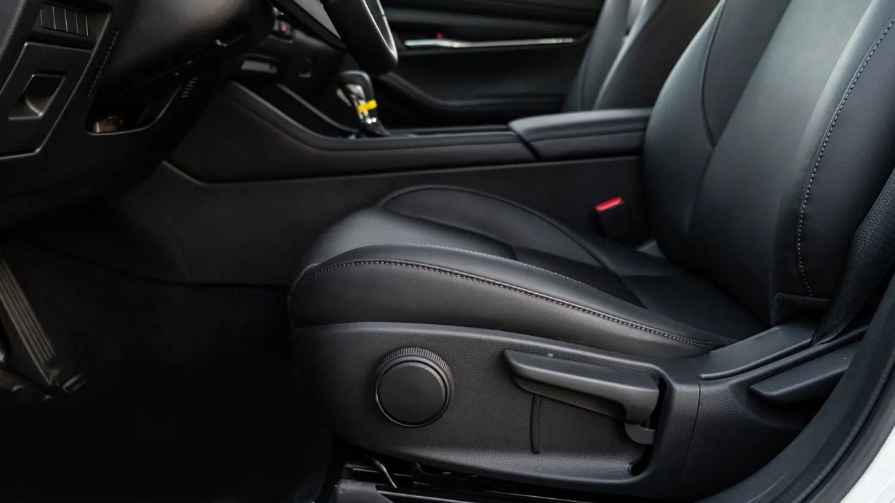 Mazda 3 2025 | MAZDA 3 AXELA 2.0L AUTOMATIC ELEGANCE EDITION