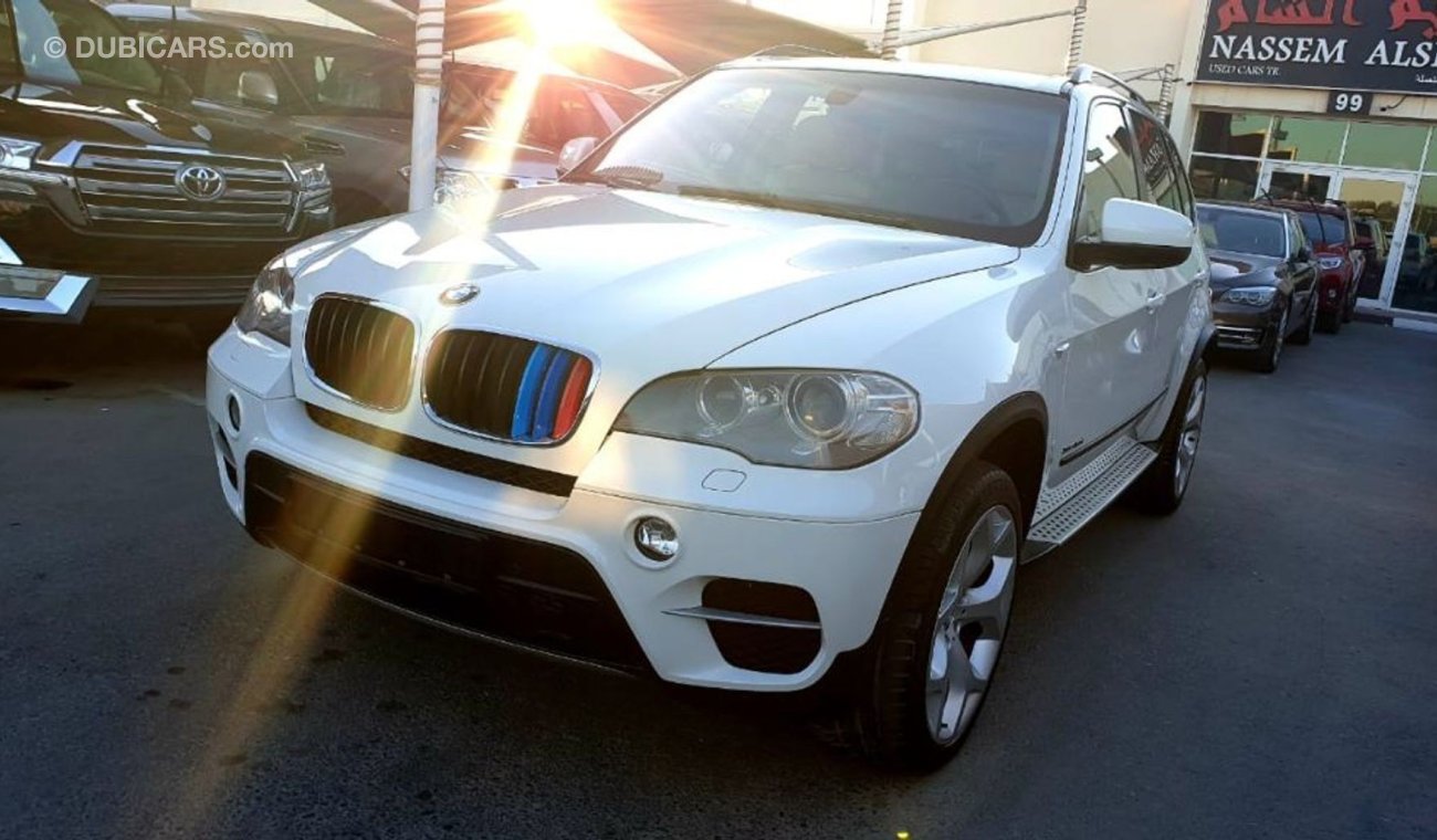 BMW X5 BMW X5 2012  GCC   V6