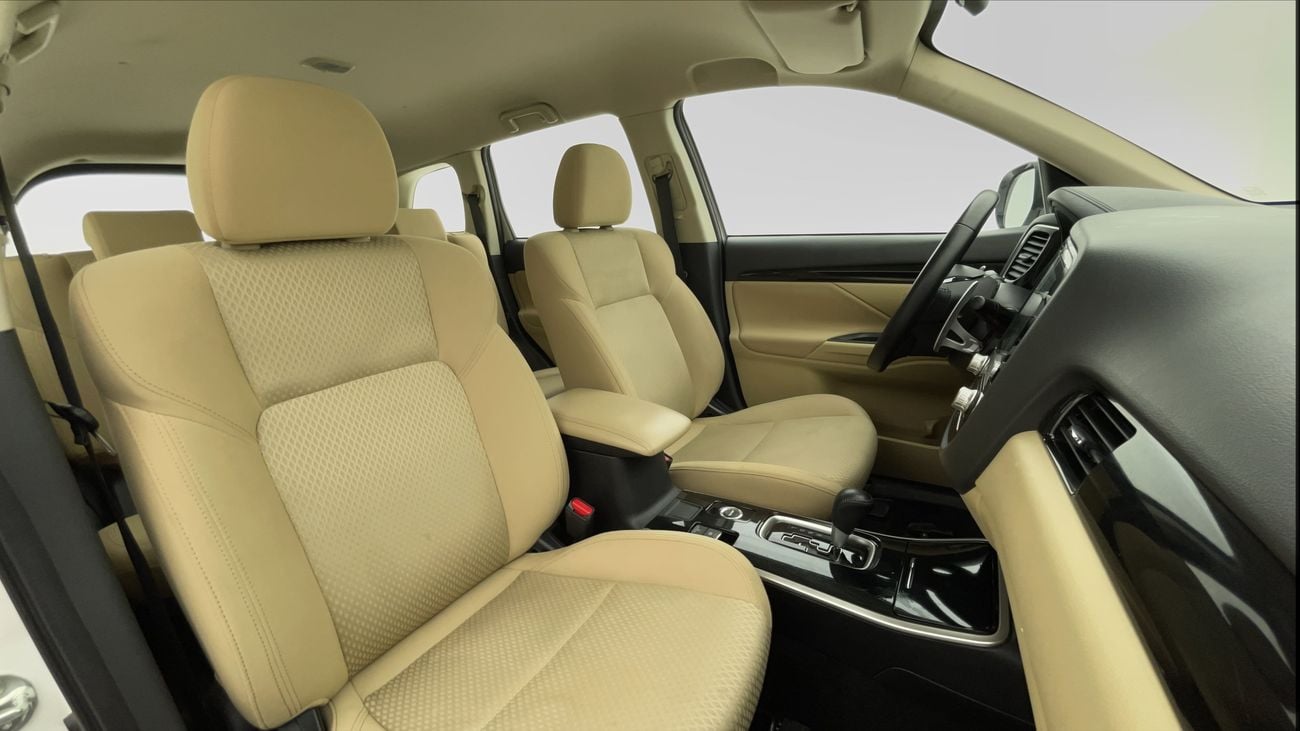 Mitsubishi Outlander GLX MID LINE 2.4 | Zero Down Payment | Home Test Drive