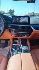 بي أم دبليو 520i Std 2.0L
