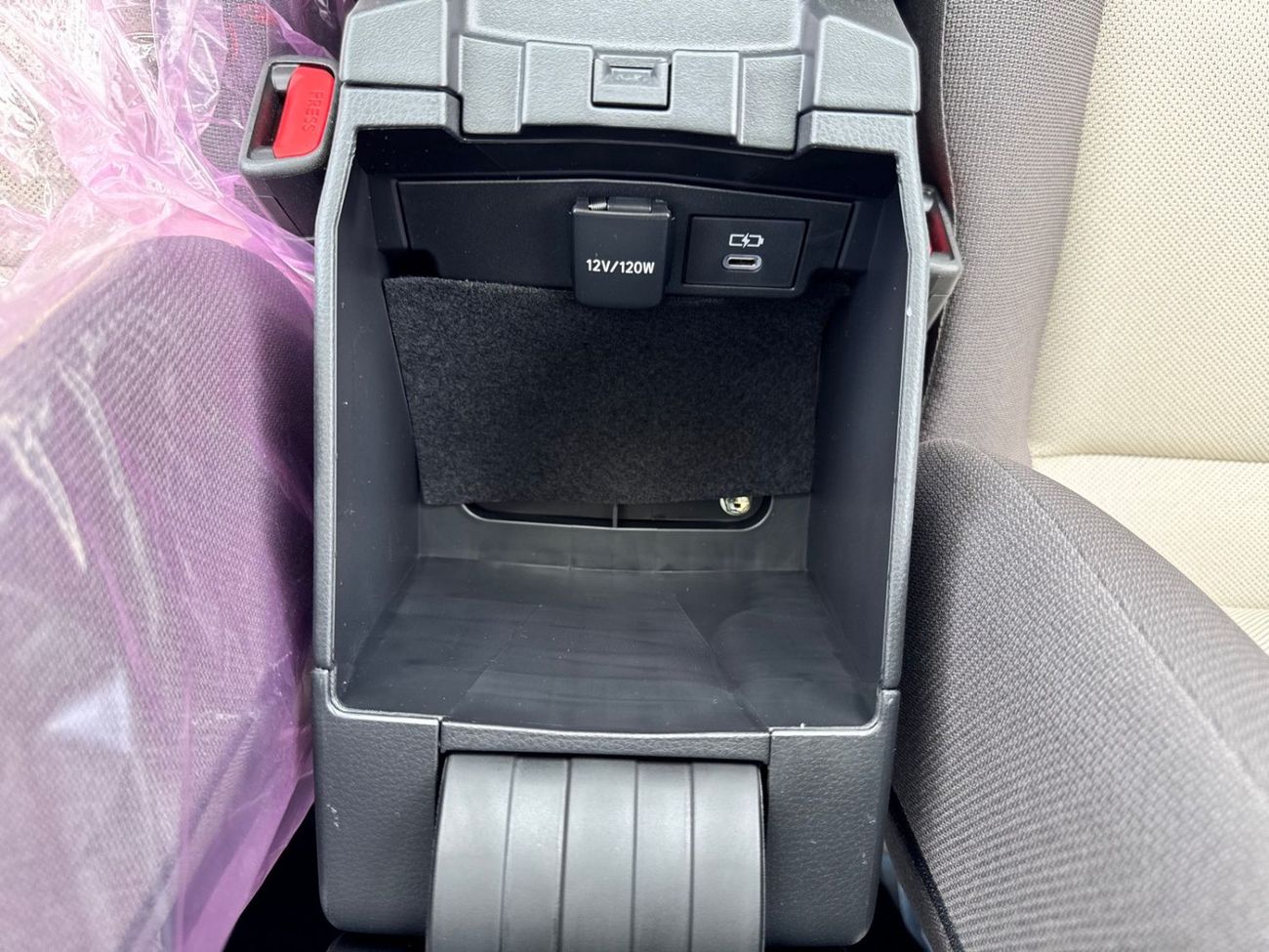 Toyota Corolla XL 2.0L 2025 TOYOTA COROLLA XLI V 2.0L PETROL AT SUNRF BRAND NEW 0KM