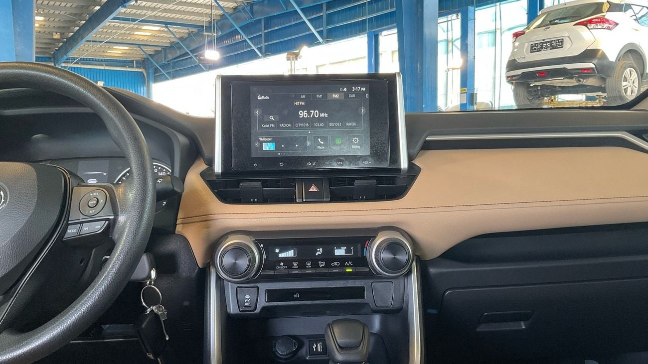تويوتا راف ٤ 2.5 EXR 4WD AUTO | شامل الضمان | 0 ﺪﻔﻋﺓ ﺃﻮﻟﻯ