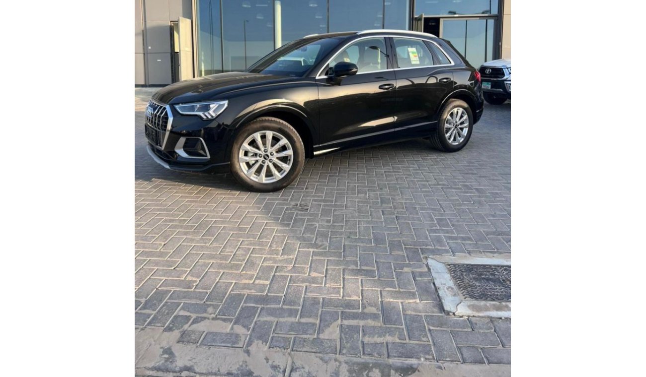 أودي Q3 Q3 Advanced 35 TFSI