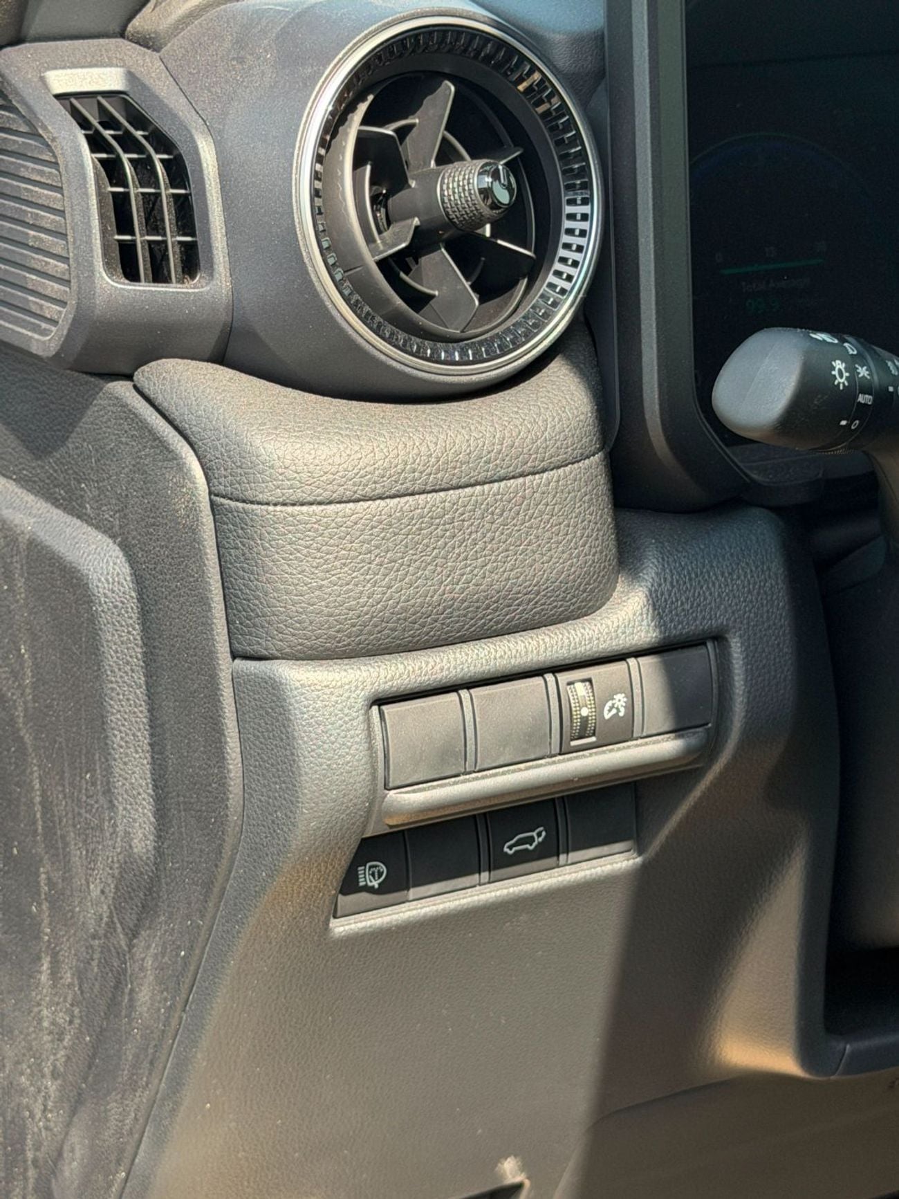 Toyota Prado VXR 7 SEATER FULL OPTION (EXPORT WEST AFRICA ONLY)