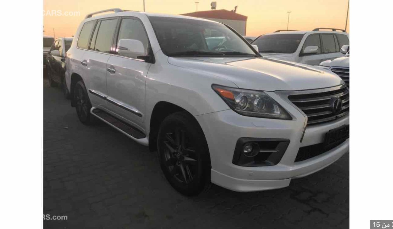 Lexus LX570