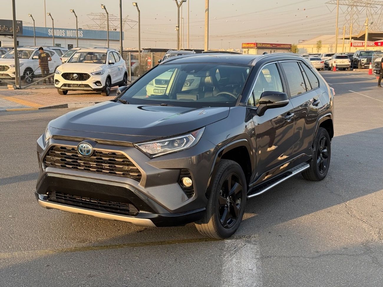 تويوتا راف ٤ 2020 TOYOTA RAV4 XSE HYBRID FULL OPTIONS IMPORTED FROM USA