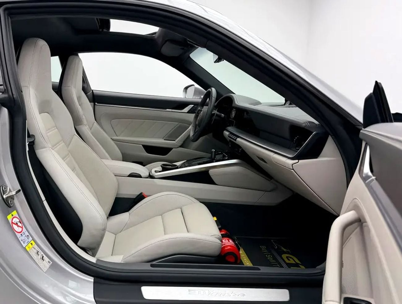 بورش 911 تربو (992) Turbo, Warranty, Full Service History, Fully Loaded, GCC