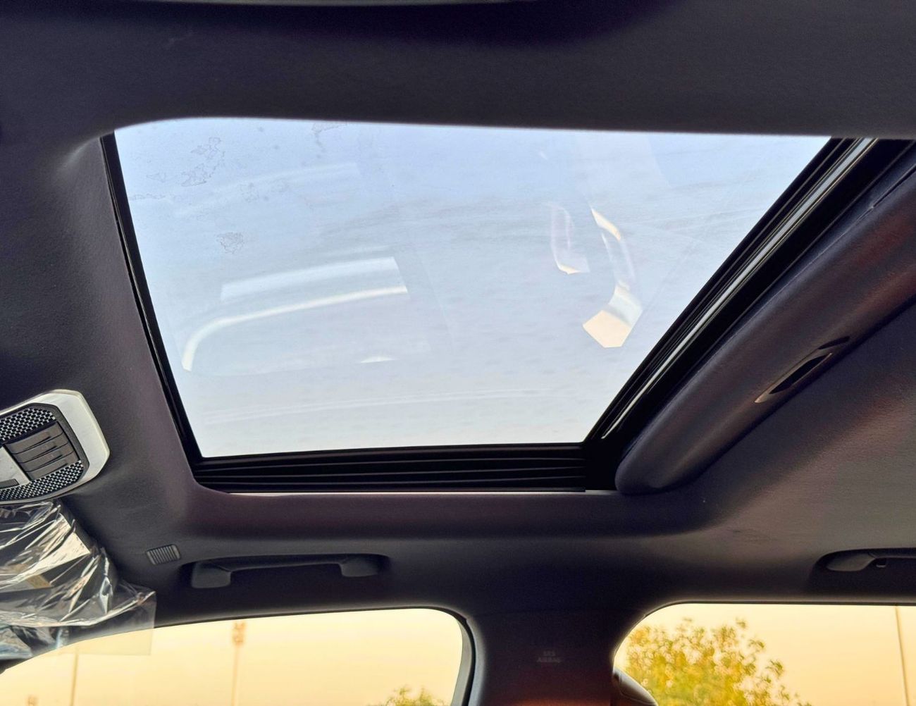 تويوتا لاند كروزر GXR / 4.0L FULL OPTION / DIGITAL METER / SUNROOF / CODE# GXR42H