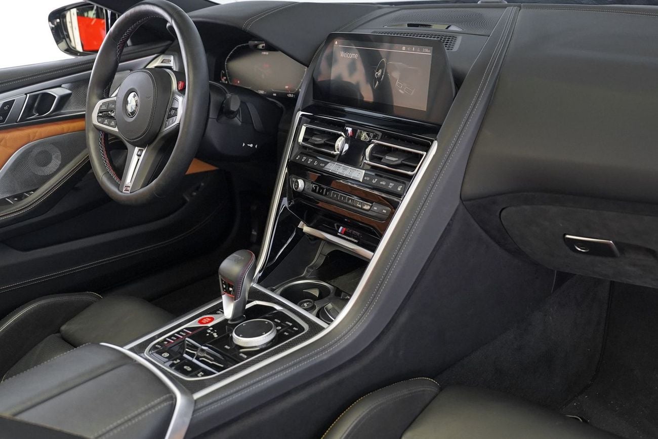 BMW M8 Competition 4.4L (617 HP)