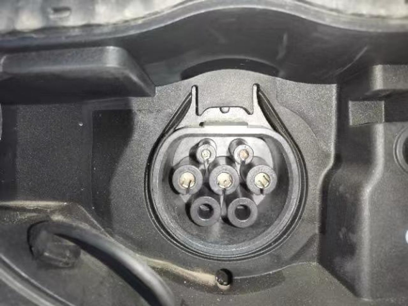 Jeep Cherokee 5 SEATER LIMITED PLUG IN HYBRID ( FOR RE EXPORT ONLY )