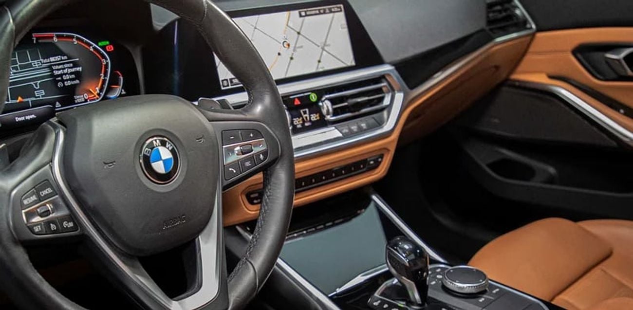 BMW 330i Luxury Line 2.0L