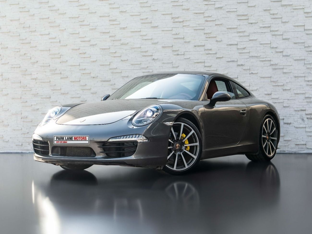 Porsche 911 Carrera 3.6L Coupe