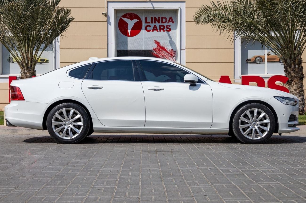 Volvo S90 Volvo S90 2017 GCC specs for 826.00 AED monthly