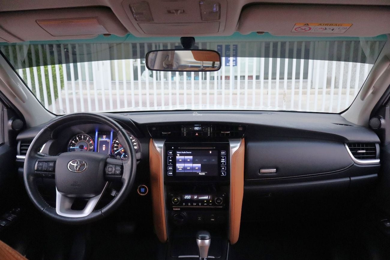Toyota Fortuner GXR