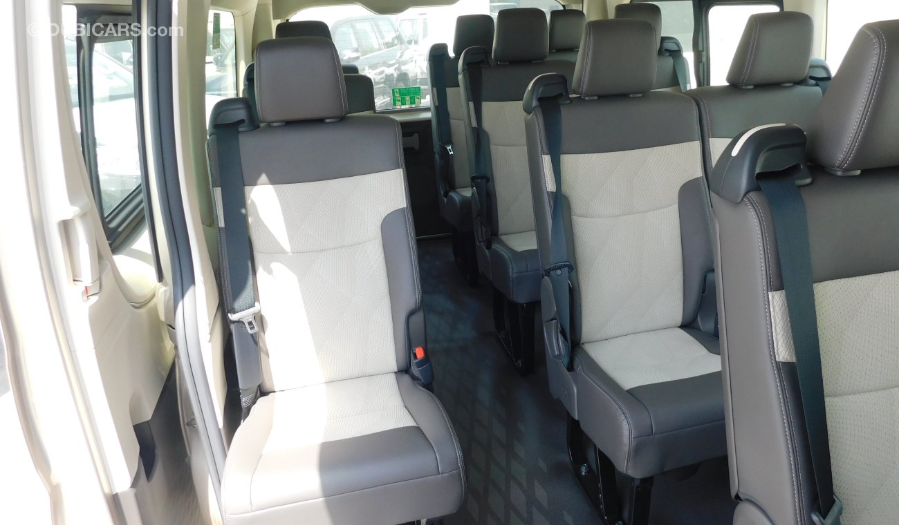 Toyota Hiace High Roof GL 2.8L Bus Diesel 13-Seater A/T