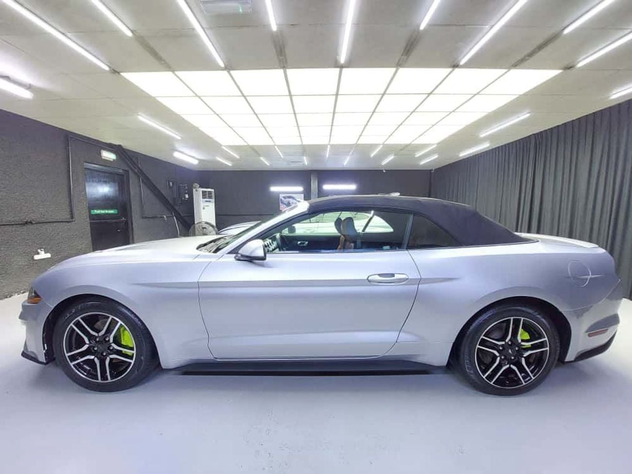فورد موستانج ماك-إي Ford Mustang - EcoBoost Convertible | 2 Door Coupe