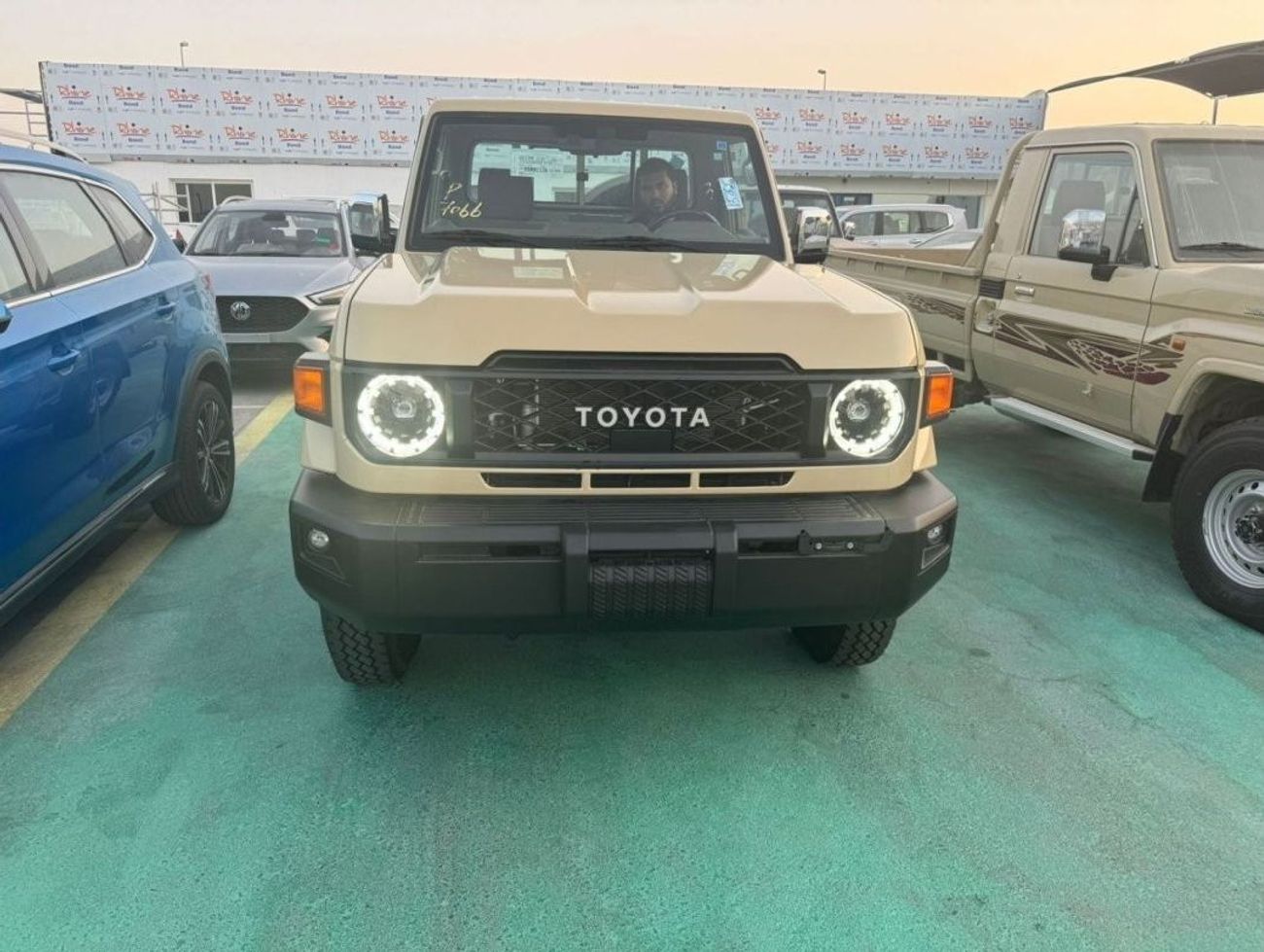 Toyota Land Cruiser Pick Up 2.8L DIESEL SINGLE CABIN AUTOMATIC 2024