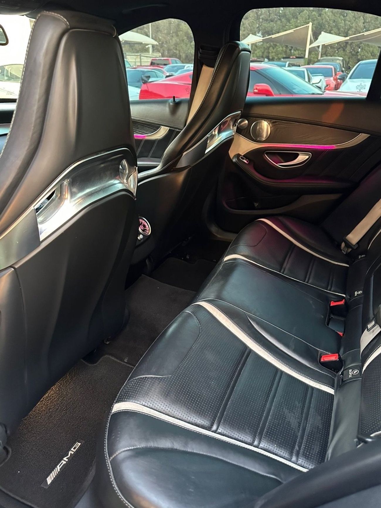 Mercedes-Benz C 63 AMG Std 4.0L Sedan