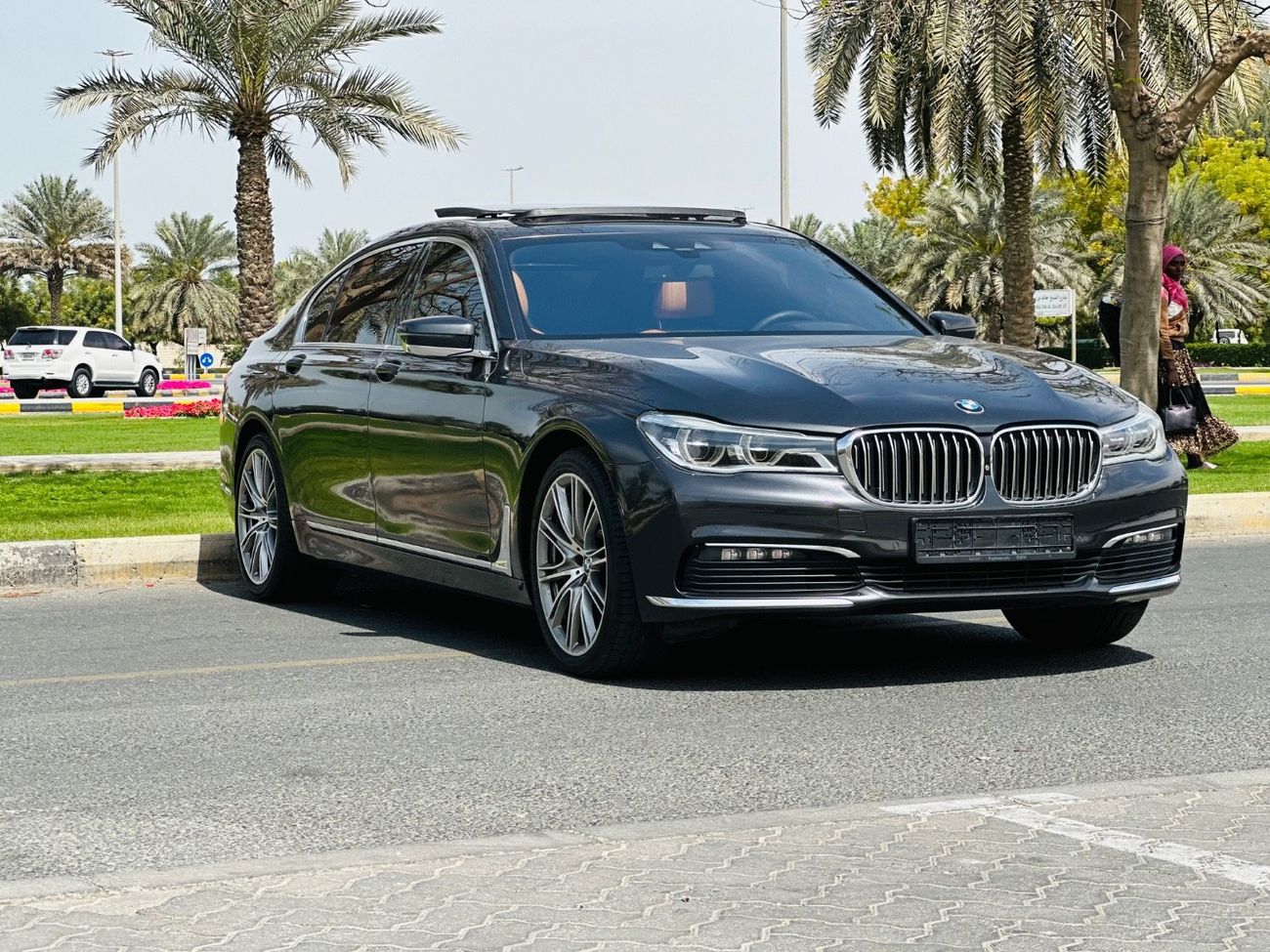 BMW 730Li Exclusive 2.0L